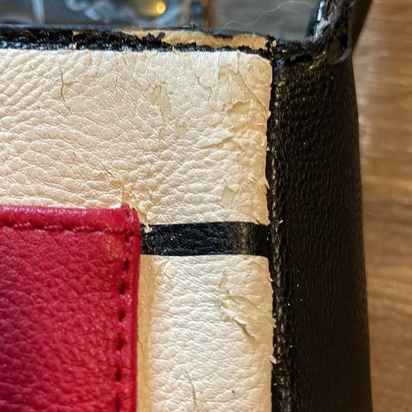 Betsy Johnson 8 inch bag/Purse - Picture 3 of 4